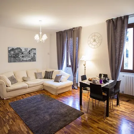Il Palazzetto Di Via Vittoria Apartment *